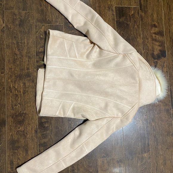 Le chateau faux suede jacket with faux fur lining - Picture 2 of 4